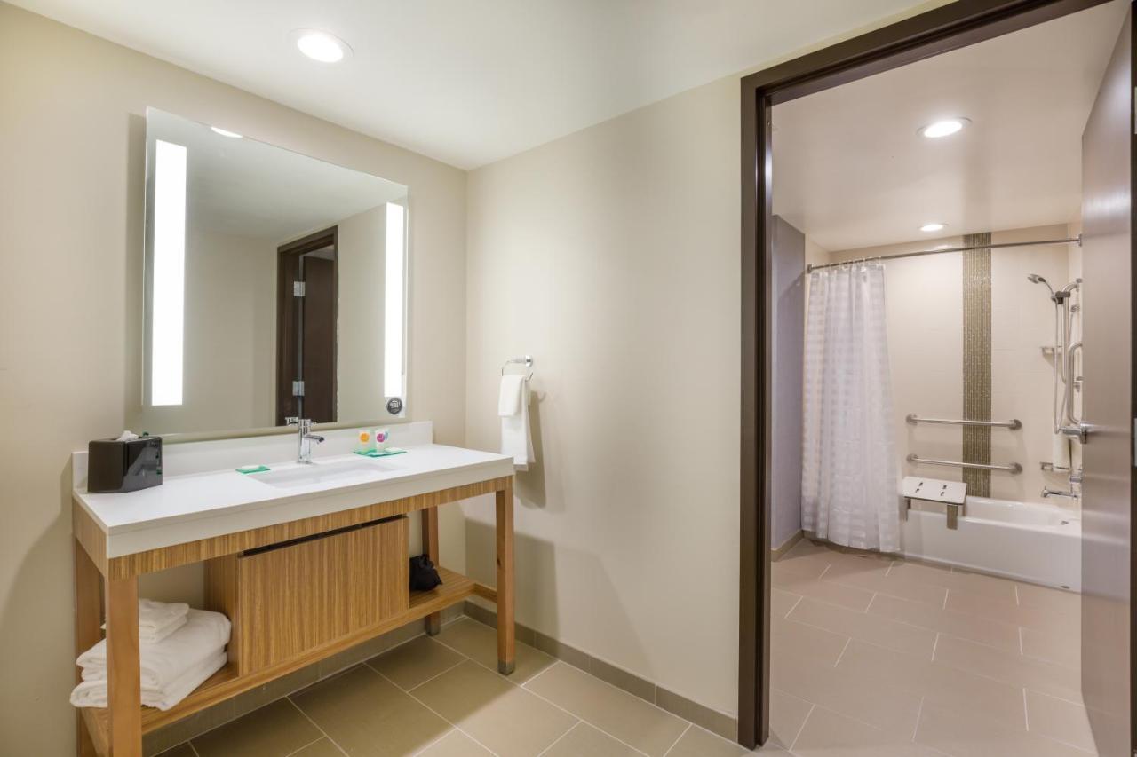 Hyatt Place Hampton Convention Center Zewnętrze zdjęcie